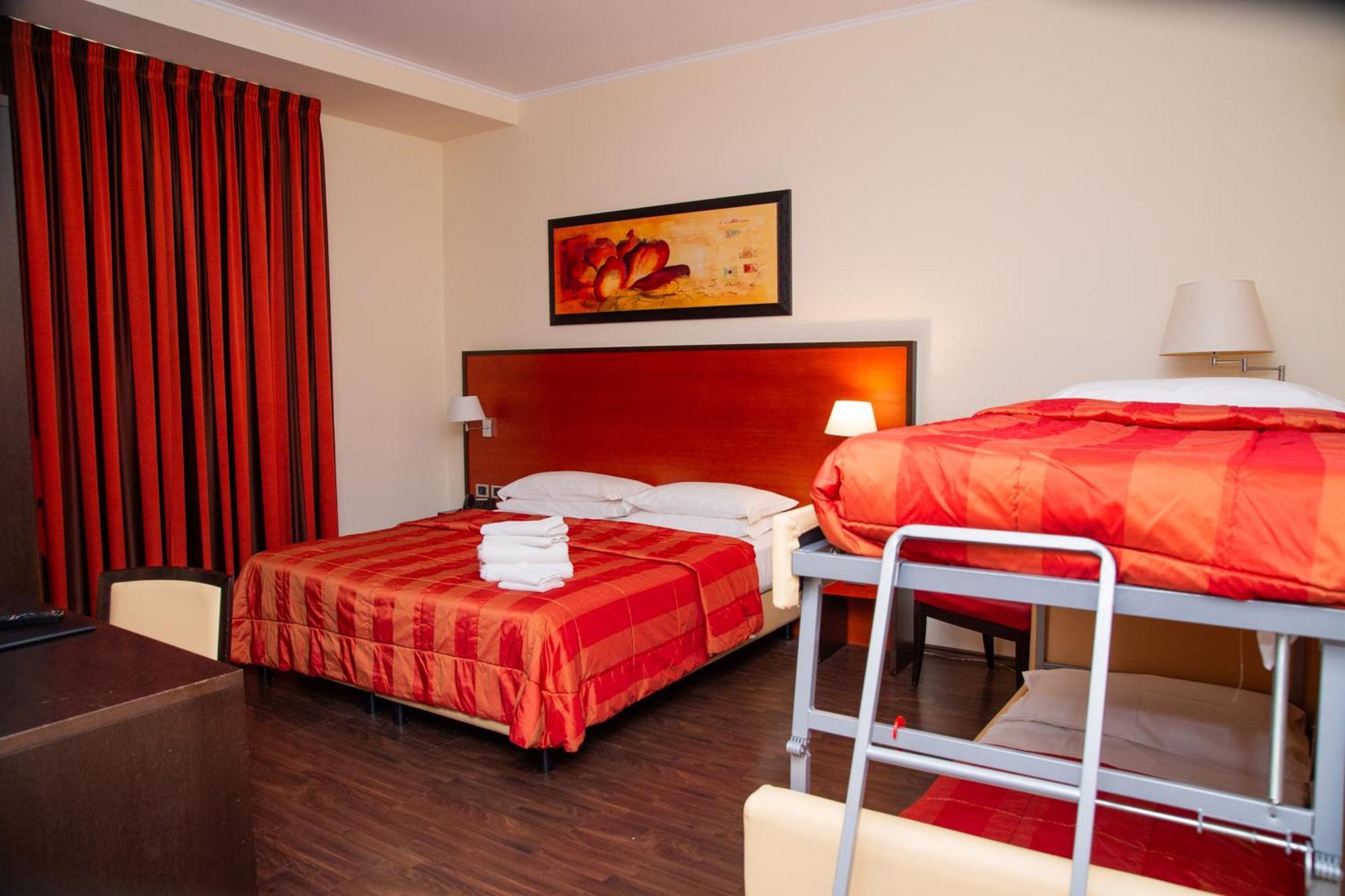 Gullo Hotel Acconia Kültér fotó